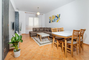 Ajla Apartment
